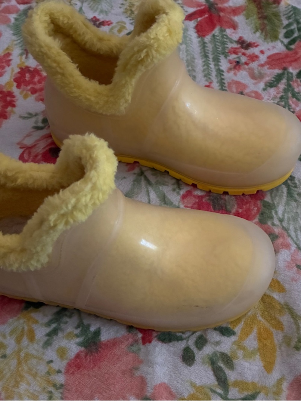 Women's Cozy Faux-Fur Lined Slip-On Rain Clogs - Yellow - Picture 4 of 7